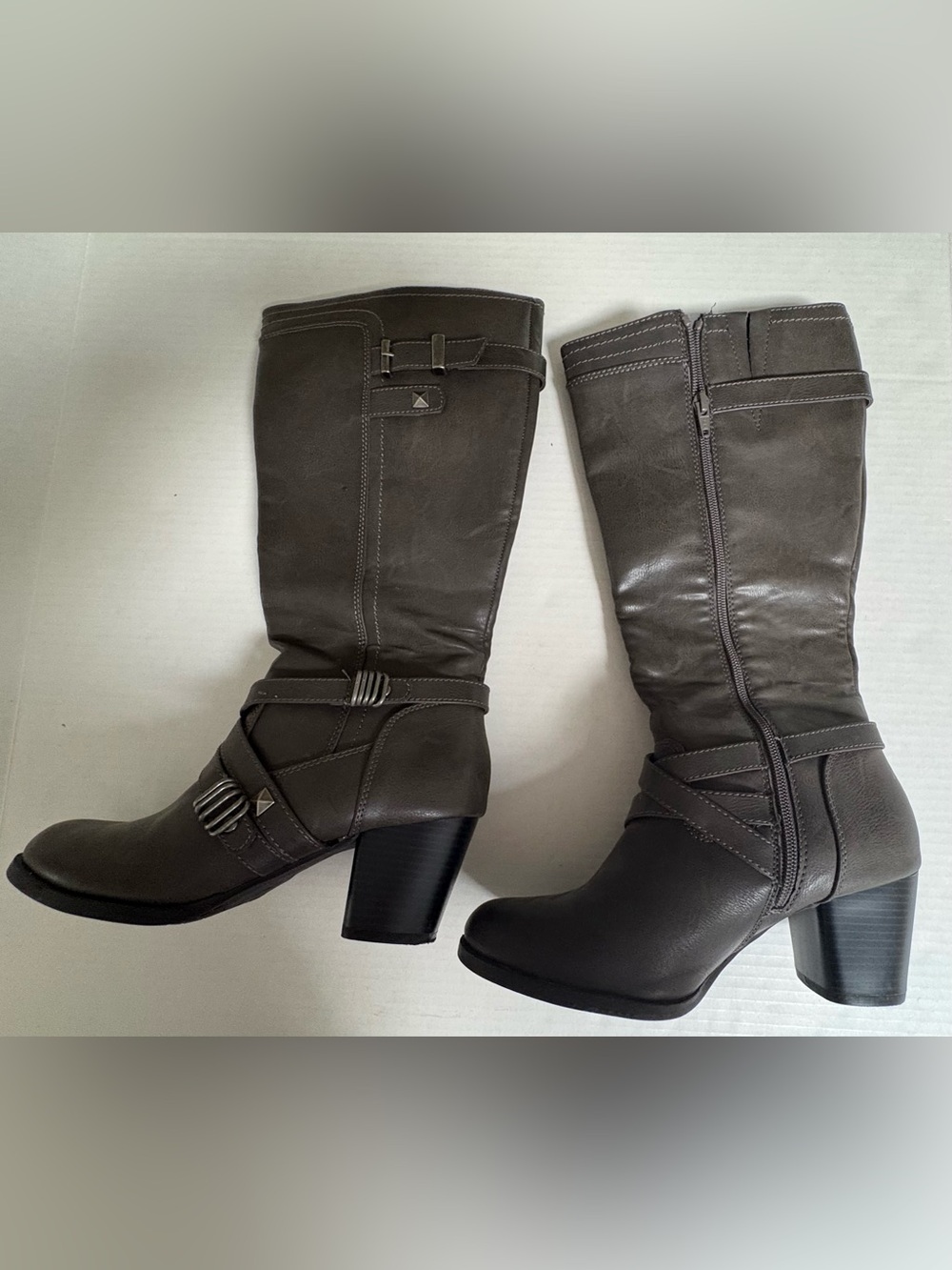 Rialto Women's Mid-Calf Heeled Boots in Dark Gray